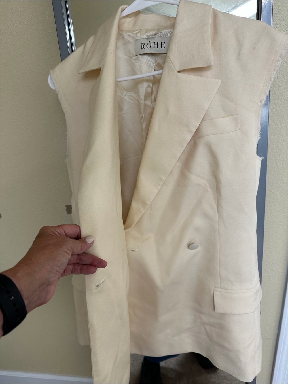 RÓHE Cream Sleeveless Blazer Vest - Picture 3 of 5
